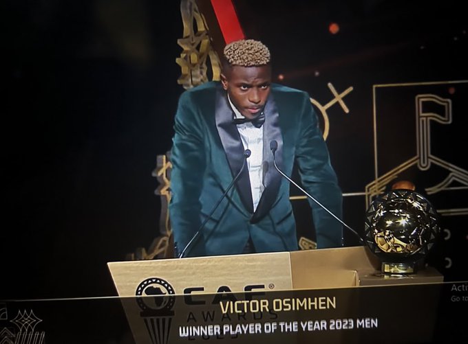 CAF Awards 2023 : Victor Osimhen sacré joueur africain de l’année
