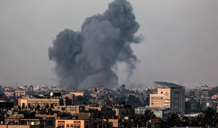 Près de 80 morts dans les raids israéliens à Gaza, tirs et frappes à Khan Younès
